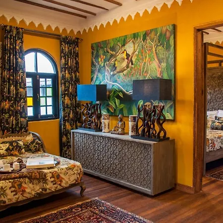Kholle House Hotel